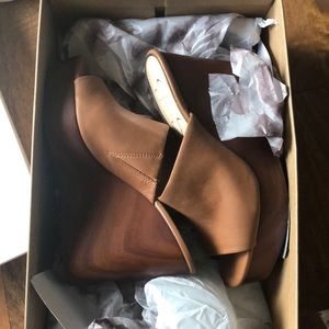 jessica simpson shantelle leather wedges